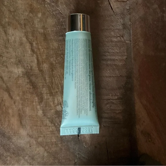 ELEMIS Skincare Tube in Light Green - Picture 5 of 6